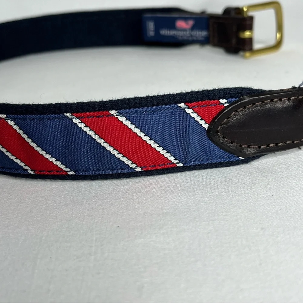 Vineyard Vines excellent vineyard